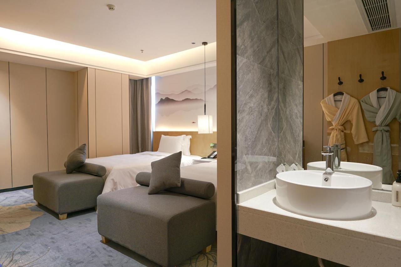 Paco Hotel Shenzhen Luohu Port Exterior photo