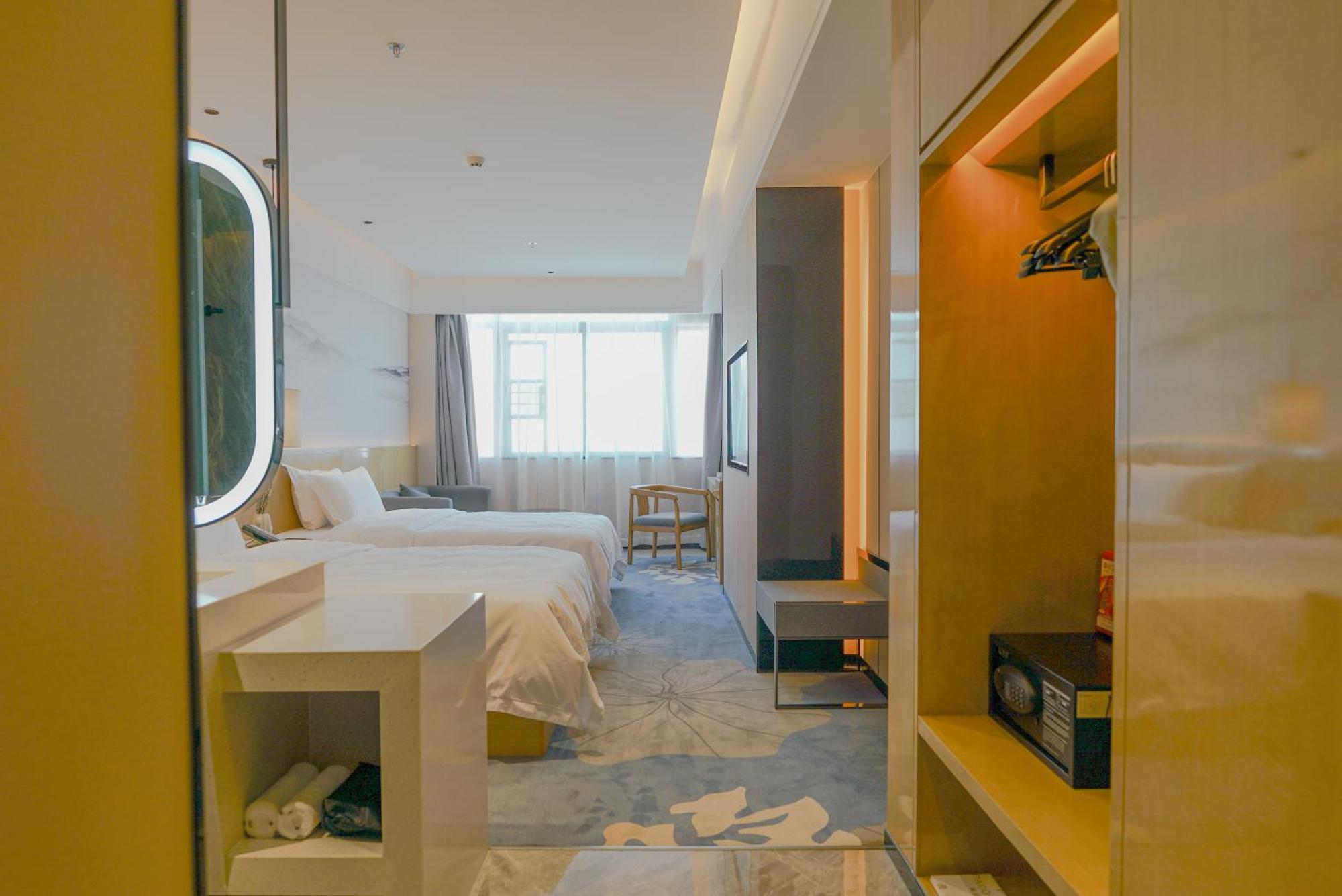 Paco Hotel Shenzhen Luohu Port Exterior photo